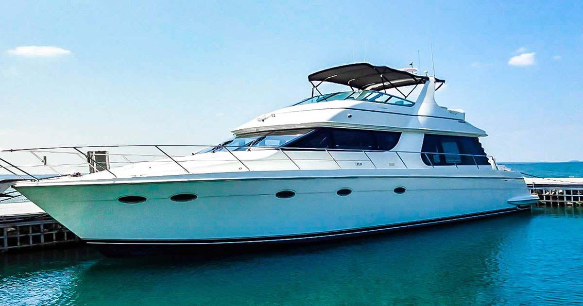 private yacht charter cancun